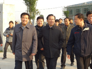 盐城市委书记朱克江莅临公司参观